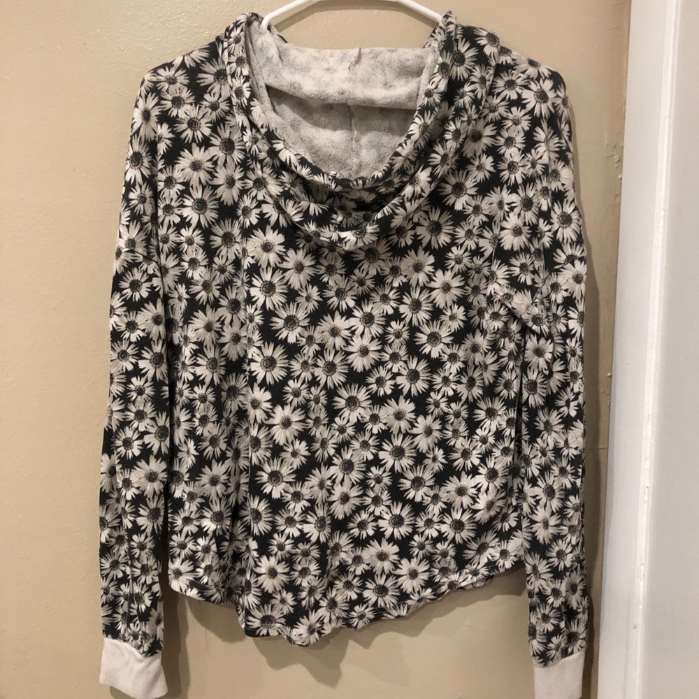 Black Daisy Hoodie